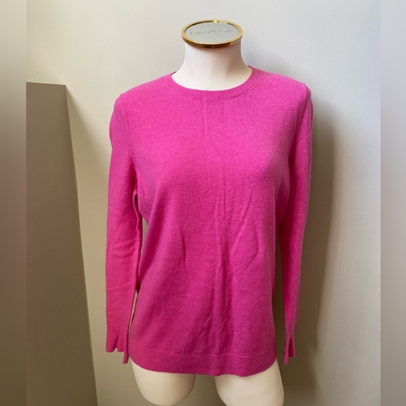 Talbots Sweaters - TALBOTS Lightweight Pink Wool Sweater Gold Buttons | Size Medium